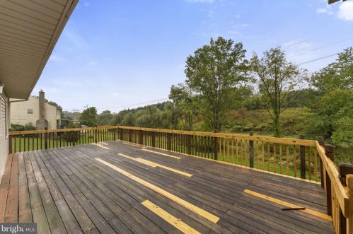 539 Fruit Farm Rd, Limerick PA 19468-3203 exterior