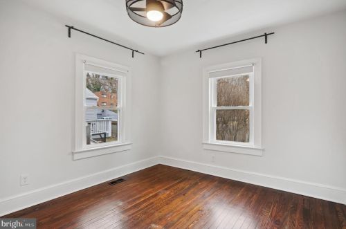 6409 Eastern Ave, Silver Spring MD  20912-4728 exterior