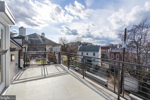 3912 New Hampshire Ave, Washington DC  20011-7917 exterior