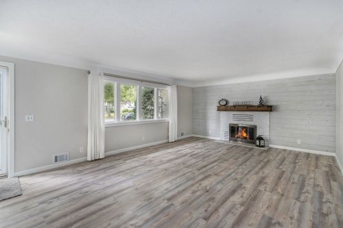 406 Melody Ave, Kalamazoo MI  49002-6224 exterior