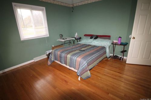 24 Wilmot Ter, Poughkeepsie NY 12603-4117 exterior