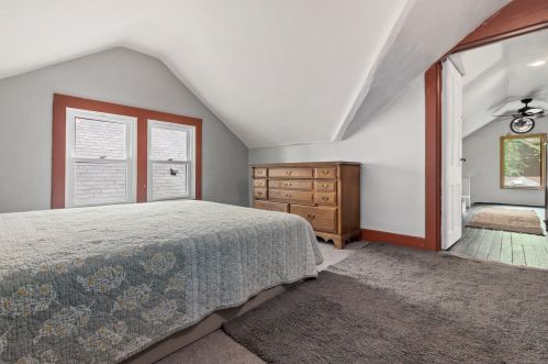 2577 69, Milwaukee WI 53219-2503 exterior