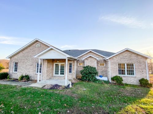 785 Sour Spring Trl, Spring Bluff MO 63080-3926 exterior