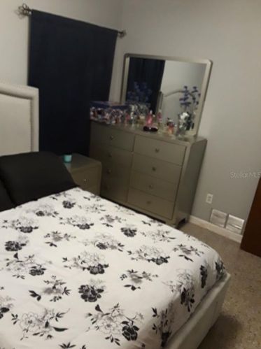 6902 Howard Ave, Tampa FL 33604-4622 exterior