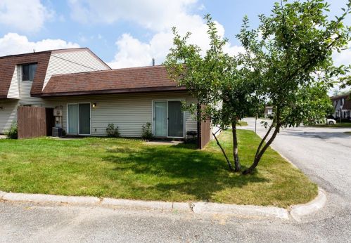 355 60th Dr, Gary IN  46410-3011 exterior