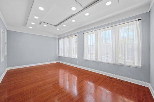 2102 71st St, Chicago IL  60649-2104 exterior