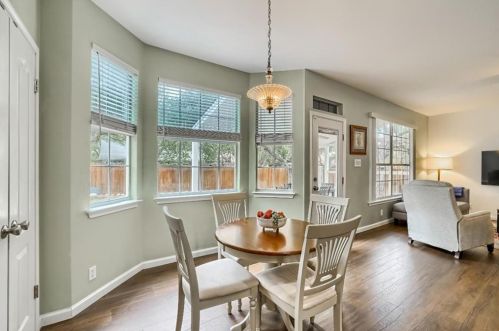 8514 Frst Hts Ln, Austin TX 78749-3500 exterior