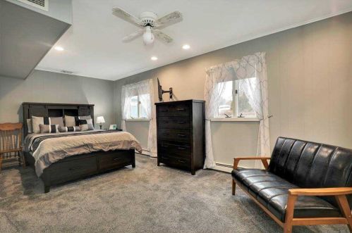 347 8 St, Bohemia NY 11716-1332 exterior