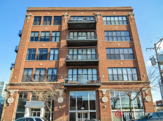 215 Aberdeen St, Chicago IL  60607-2901 exterior