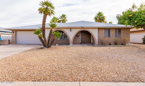 9447 41 Dr, Phoenix AZ 85053-5360 exterior