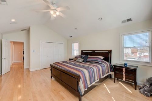 7765 Thorndale Ave, Chicago IL 60631-2351 exterior