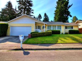 1906 Aberdeen Ave, Seattle WA  98056-2628 exterior