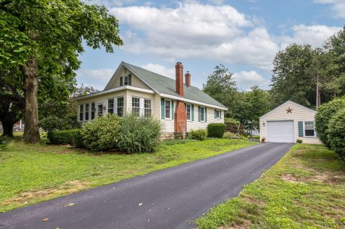 65 Summit St, Portland, ME 04106-2254