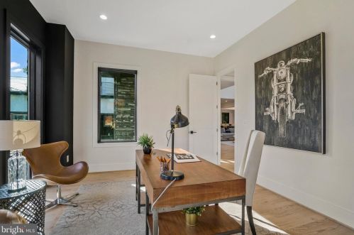 1520 Brookhaven Dr, Mc Lean VA  22101-4127 exterior