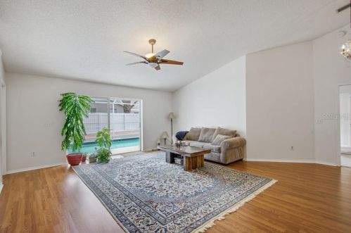 17709 Emerald Green Pl, Tampa FL 33647-2547 exterior