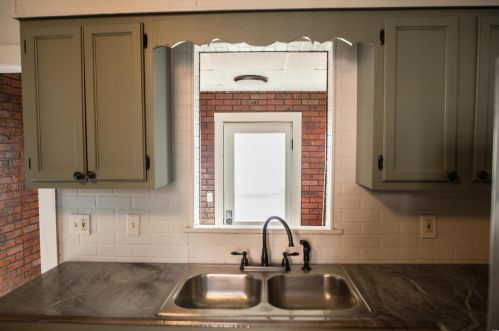 120 Court St, Saint Clement MO 63334-2405 exterior