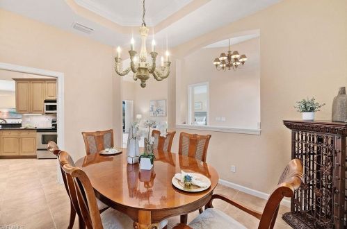 9002 Mustang Is Cir, Naples FL 34113-1644 exterior