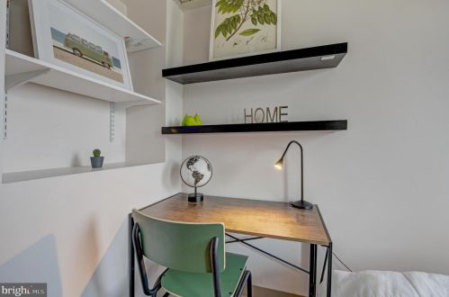 3701-15 Chestnut St, Philadelphia PA  19104-3104 exterior