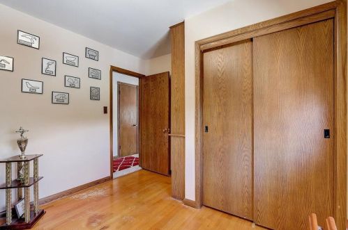 9438 Montana Ave, Milwaukee WI 53227-3324 exterior