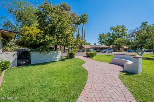 7750 2nd St, Phoenix, AZ 85020-4004