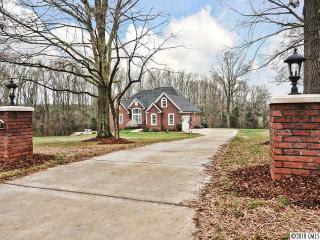 11700 Pioneer Mill Rd, Midland, NC 28107-8473
