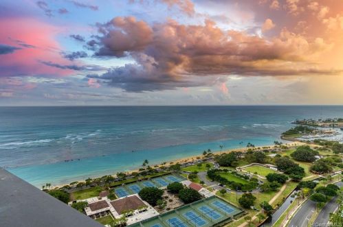 1330 Ala Moana Blvd, Honolulu HI  96814-4200 exterior