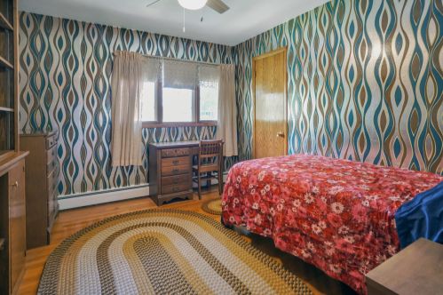 4859 87 St, Milwaukee WI 53224-4038 exterior