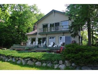 21795 Minnetonka Blvd, Orono, MN 55331-8621