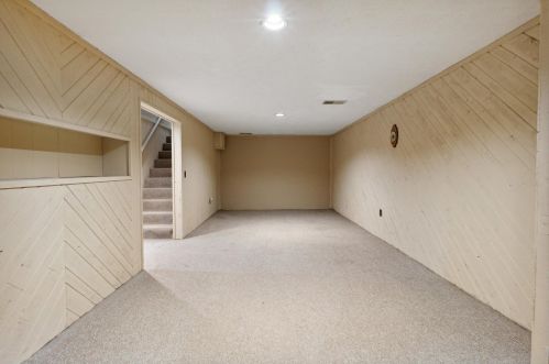 1905 Eldon St, Grand Rapids MI 49525-1549 exterior