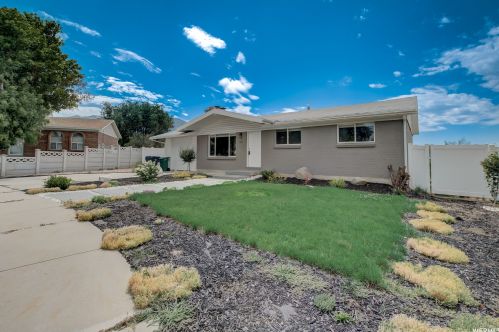 318 David Cir, Sandy UT 84070 exterior