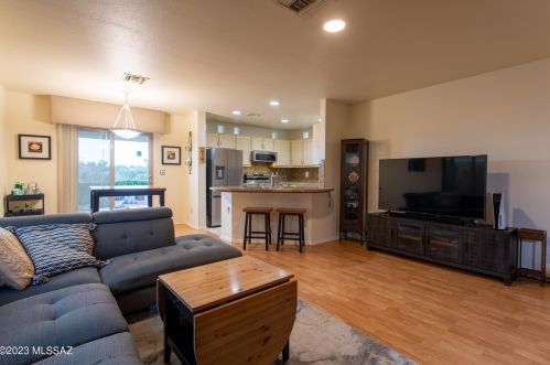 1371 Culpepper Ave, Tucson AZ  85745-3300 exterior