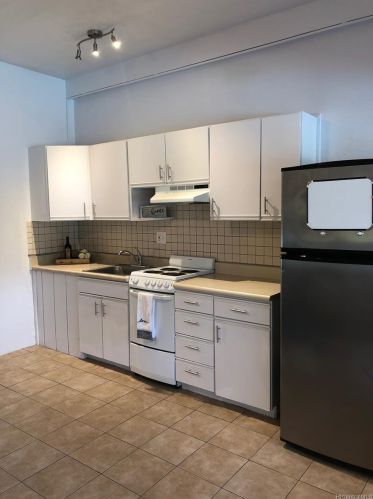 1020 Green St, Honolulu HI  96822-3619 exterior