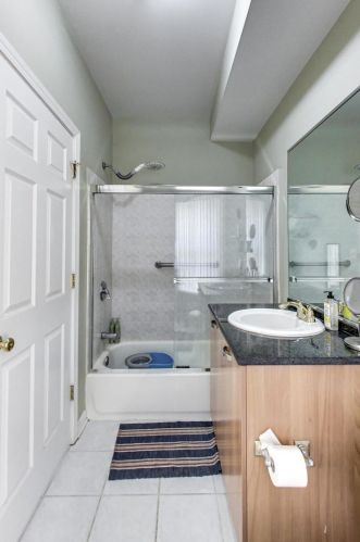 4844 Spaulding Ave, Chicago IL 60625-5205 exterior