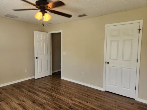 1161 Clifton Ln, Fort Pierce FL  34983-3201 exterior