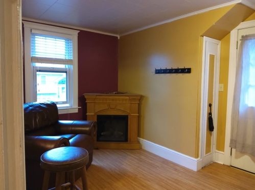 143 Commonwealth Ave, Worcester MA 01604-1962 exterior