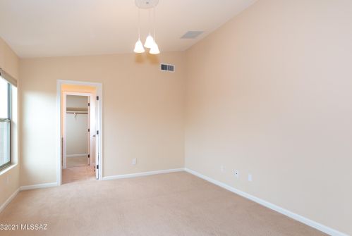 9558 Marsh Wren Pl, Tucson AZ 85742-8455 exterior