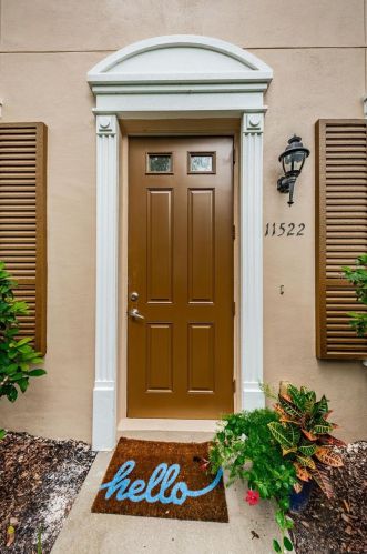 11522 Fountainhead Dr, Tampa FL  33626-3321 exterior