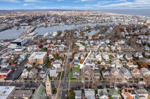 518 7 Ave, Belmar NJ 07719-2212 exterior