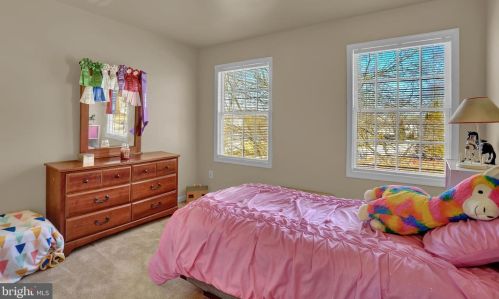 41 Stayman Way, Littlestown PA 17340-1100 exterior