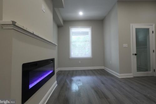 2525 Cumberland St, Philadelphia PA  19125-3100 exterior