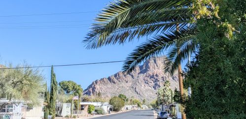 5749 Lazy Heart St, Tucson AZ 85713-6436 exterior