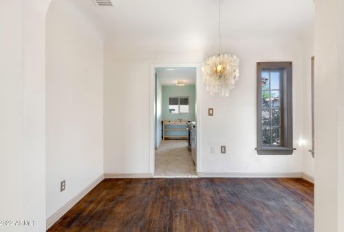 2515 10 St, Phoenix AZ 85020-5821 exterior