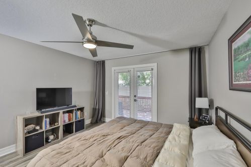 3334 Las Campos Pl, Tampa FL  33611-2967 exterior