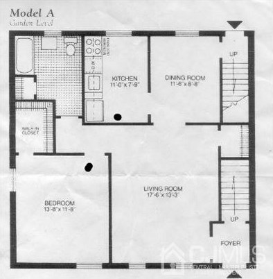 93 Fox Rd, Edison NJ 08817-4951 exterior