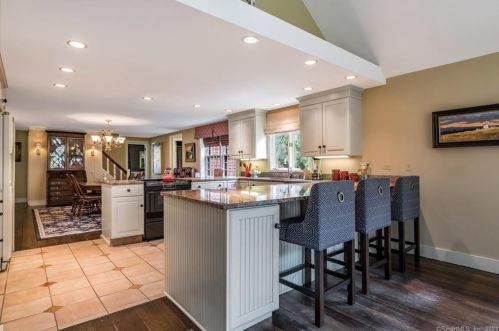 62 Rte 80, Deep River CT 06419-1429 exterior