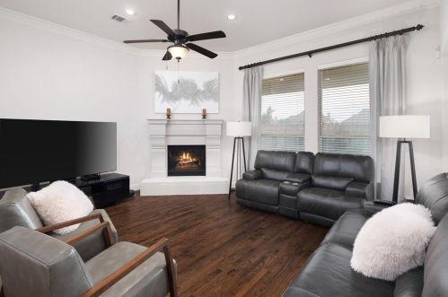 14108 Stars Rd, Frisco TX 75035-0499 exterior