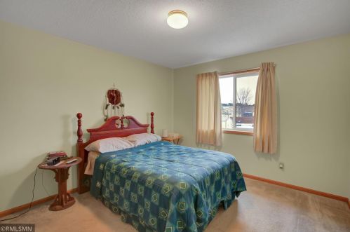 215 11 Ave, Princeton MN 55371-1451 exterior