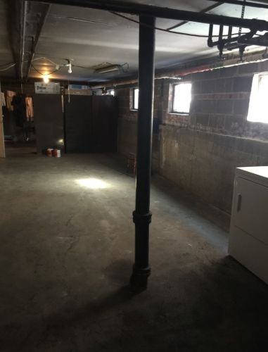 2745 Pratt Blvd, Chicago IL  60645-4527 exterior