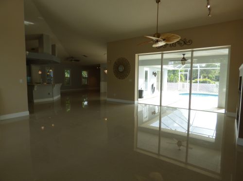 474 Carter Ave, Fort Pierce FL 34983-2999 exterior