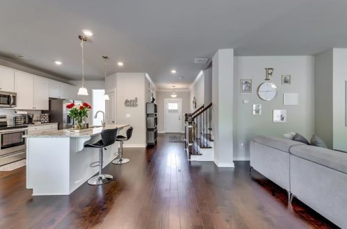 3217 Camden Ct, Atlanta GA  30349-5469 exterior